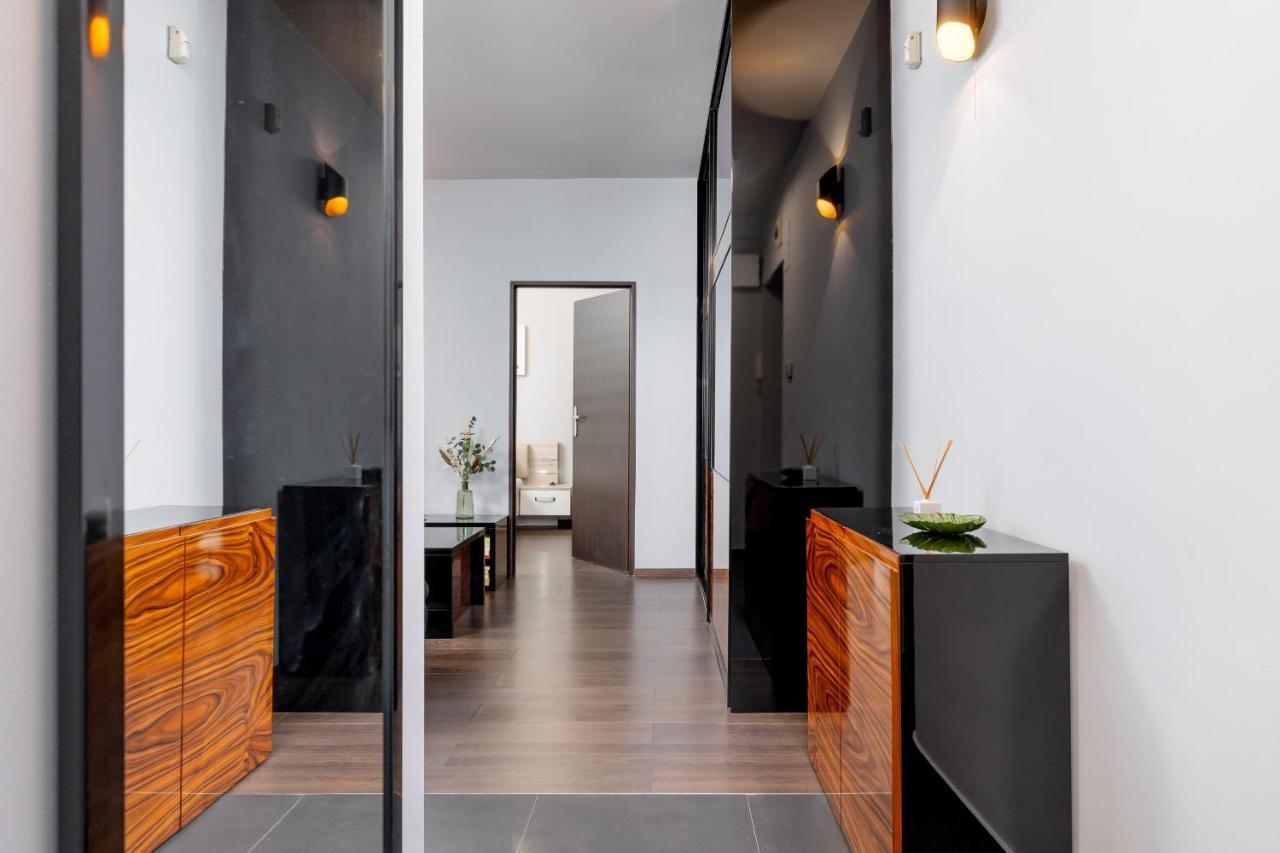 Stylish Korfantego Apartment Next To Spodek By Noclegi Renters Katowice Exteriör bild